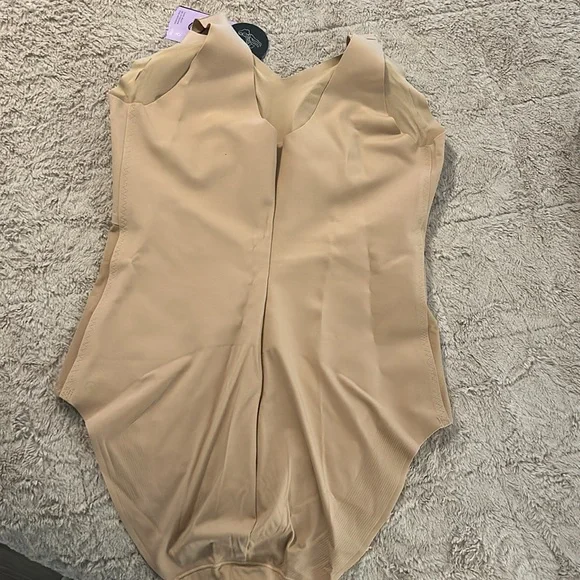 HoneyLove Liftwear tank bodysuit - Picture 5 of 8